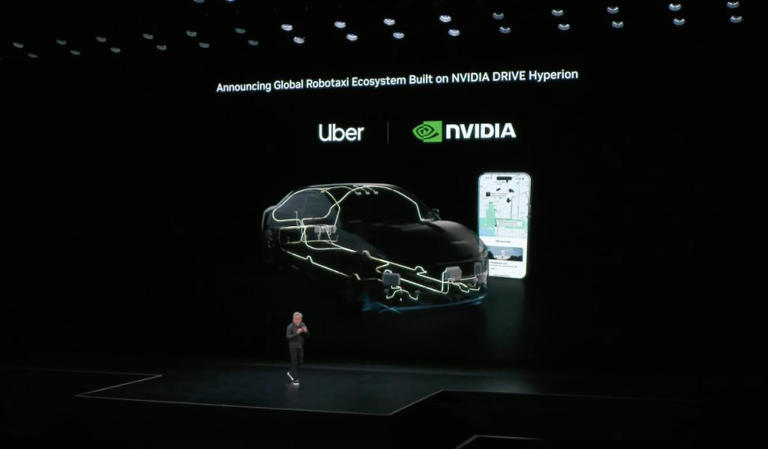 英伟达敲定 L4 自动驾驶落地路线:今年联奔驰先试水,2027 年 10 万辆无人出租上路